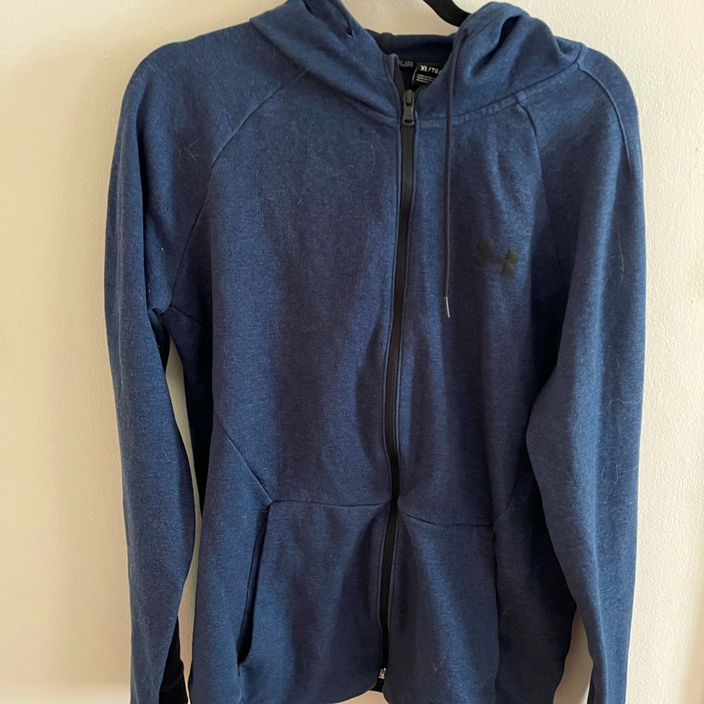 Men’s lightweight performance hooded sweatshirt